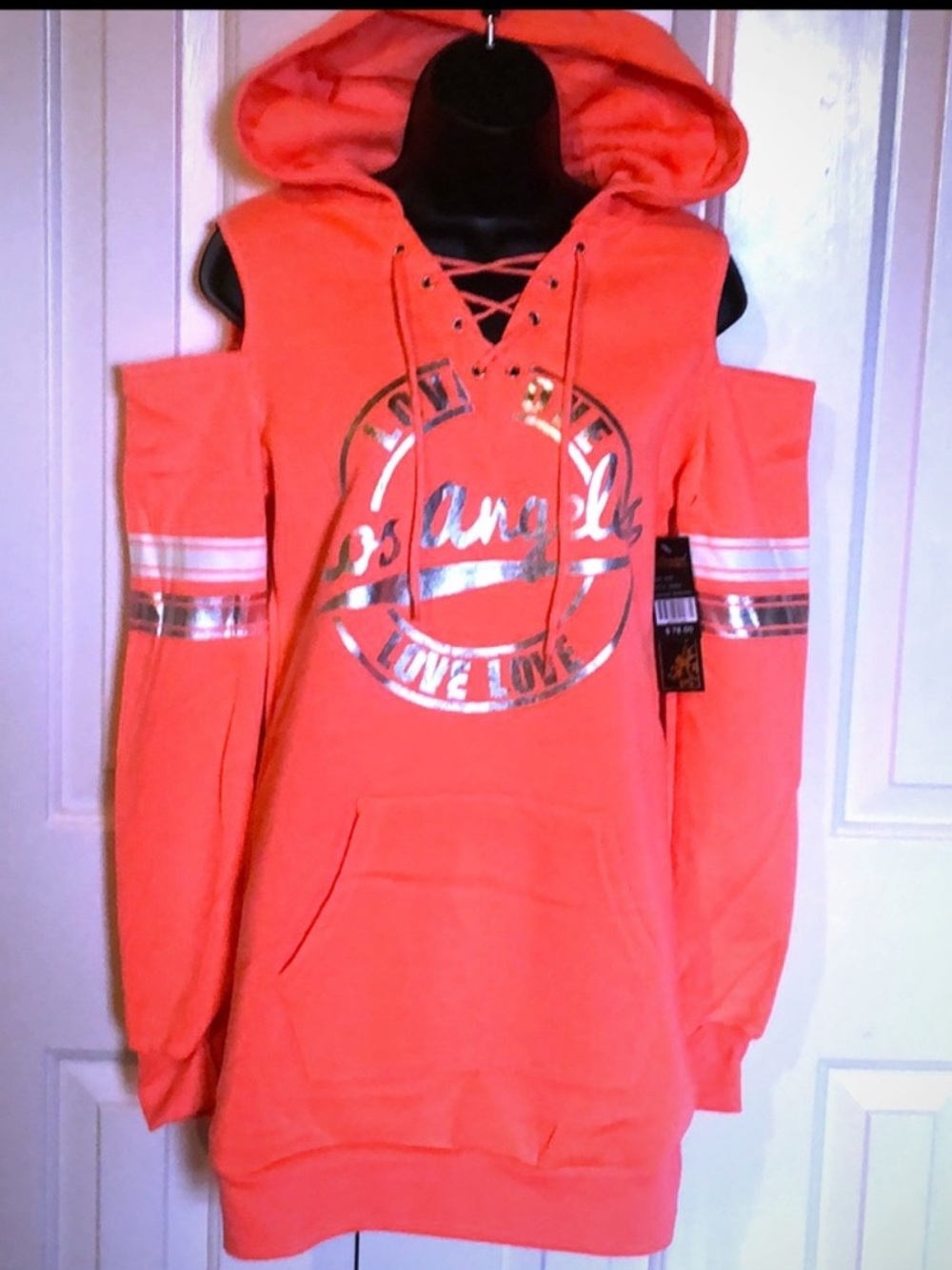 HOST PICK Victoria’s Secret COLD SHOULDER LACE-UP HOODIE